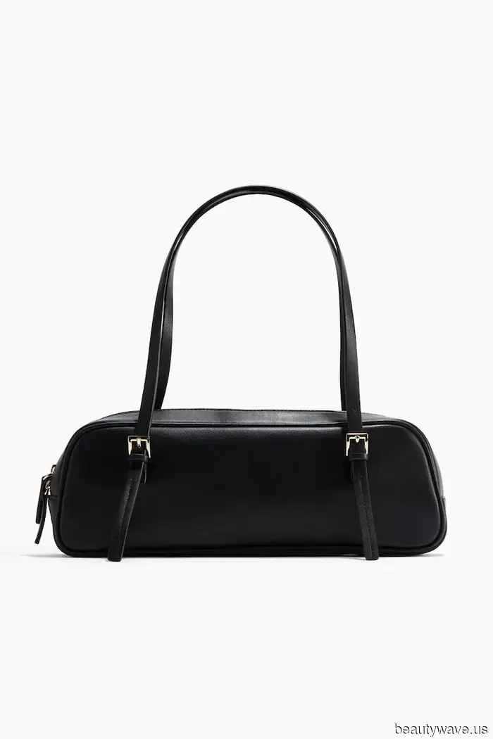 You’re a fashionista if you’re sporting one of these 7 winter handbag trends.