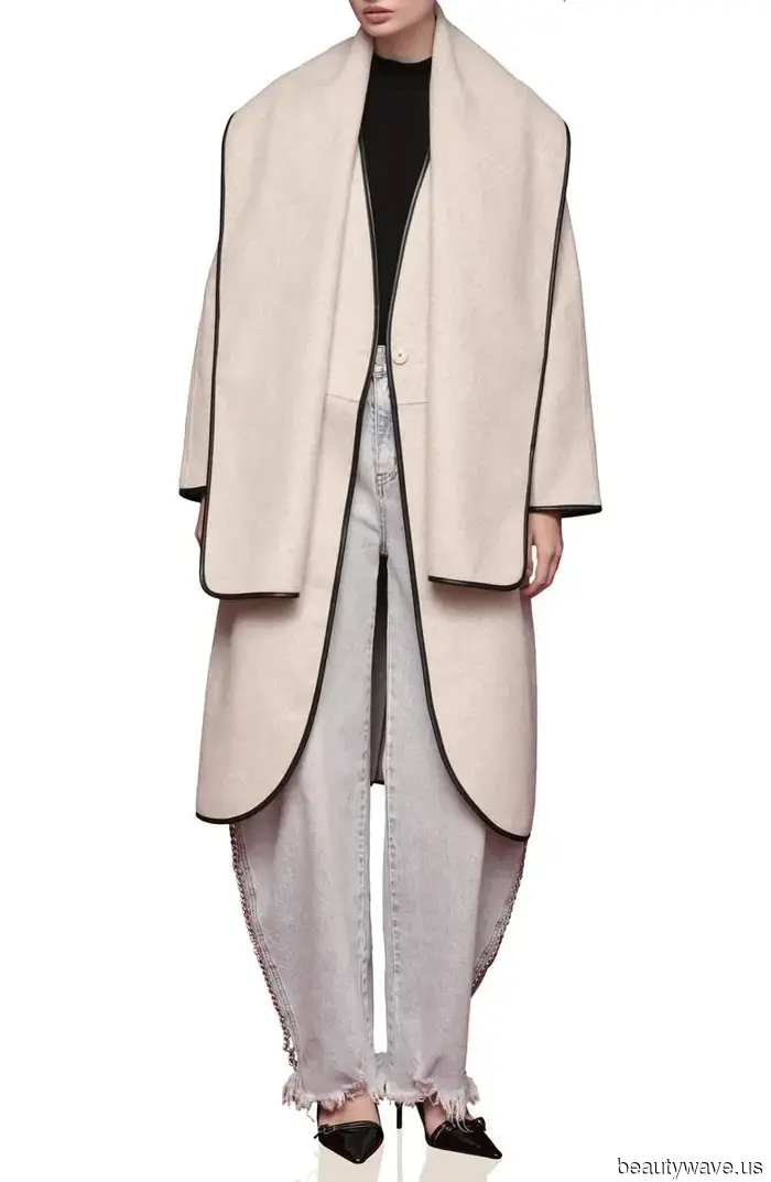 I donned this chic coat in Paris, and noticed other fashionable women sporting it in Saint-Germain-des-Prés…