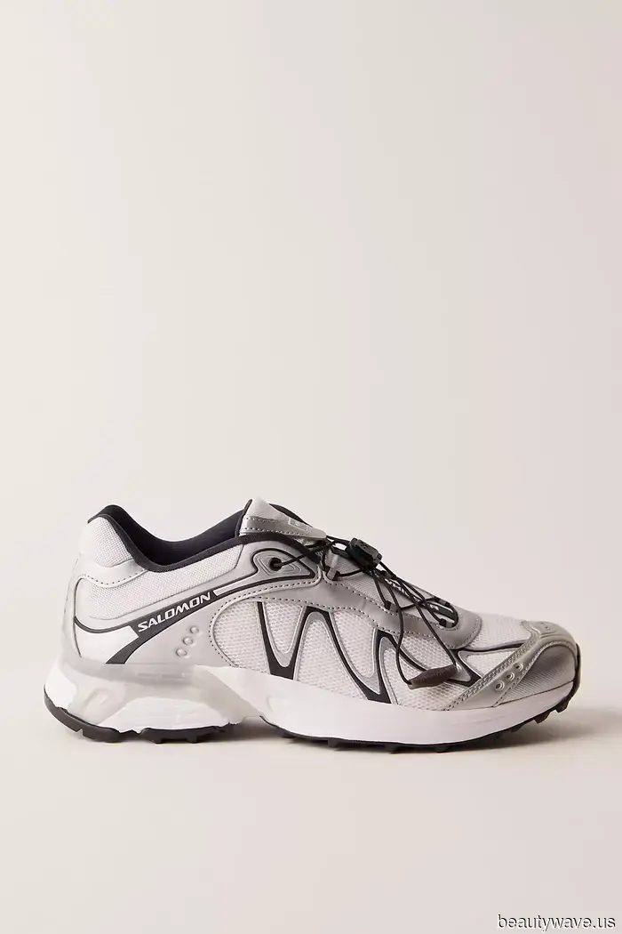 Trust Me—I'm a Fashion Editor: 5 Trends to Avoid in Tokyo and What to Wear Elsewhere