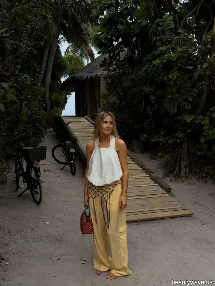 As a shopping expert who loves summer, here are 8 trending pieces that every wardrobe should include this year.