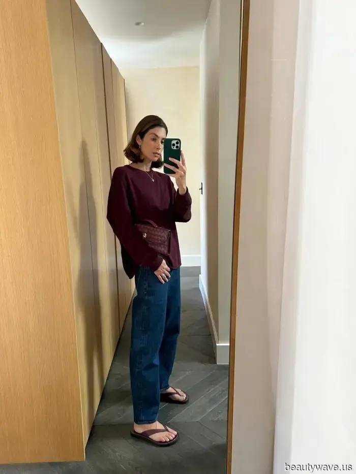 I've conducted the research—here are the *specific* sandal colors that pair best with blue jeans.