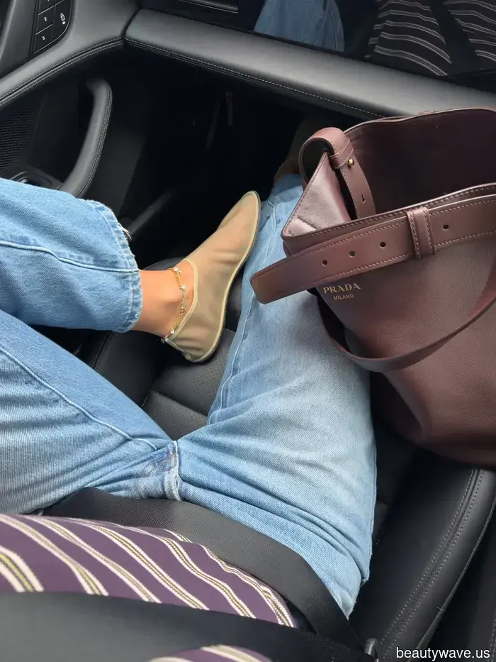 Ich teile meine Zeit zwischen L.A. und Dallas&mdash;6 schicke Frühlingsbasics, die immer in meinem Handgepäck sind.