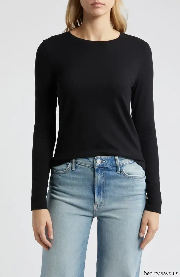 Da Base a Designer: Questa Tendenza dell'Outfit Renderà I Tuoi T-Shirt Subito Simili a Quelli di The Row