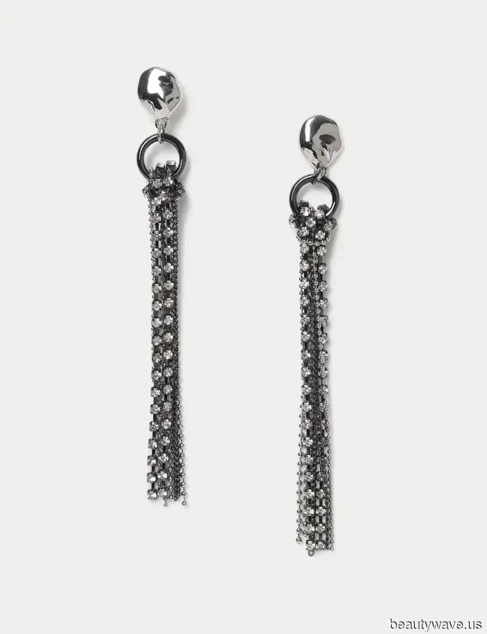 6 Stylish Trends from London Fashion Week You Can Expect to See Everywhere—As Per an Expert