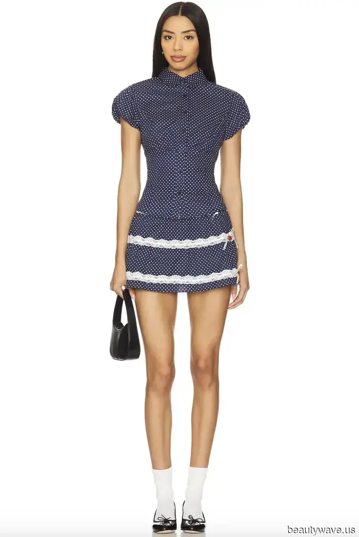 I'm Only Mentioning This Once: If You Don't Give This Trend a Shot Before Summer Wraps Up, You'll Regret It for the Whole Year.