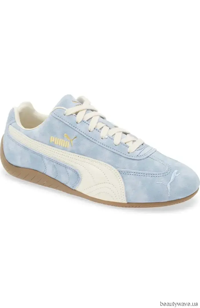 Si quieres refrescar tu colección de zapatos, comienza con estas 33 zapatillas, tacones de gato y planos.