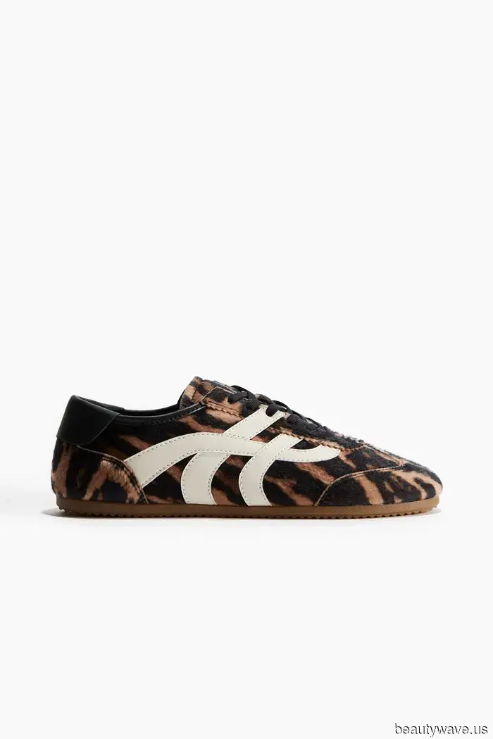 If a fashionable girl in NYC isn't sporting ballet flats or thong kitten heels, she's opting for this surprising sneaker instead…