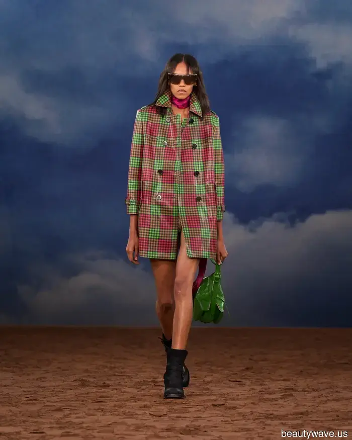La nuova estetica della primavera 2026 è il vestire glamour da festival musicale, secondo Burberry.