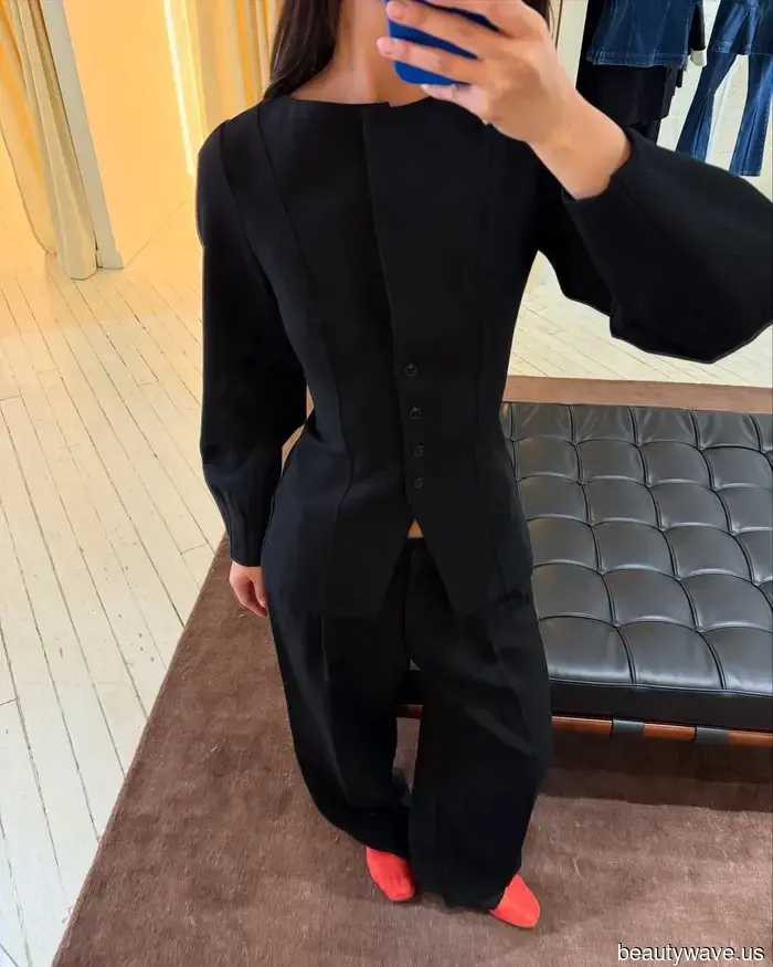 FYI: Queste sono le scarpe anti-sandalo che le persone a Parigi e a New York indossano con jeans e pantaloni neri.