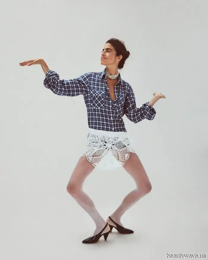 Holiday Attire Is Embracing the 1960s—Here’s How to Achieve the Style