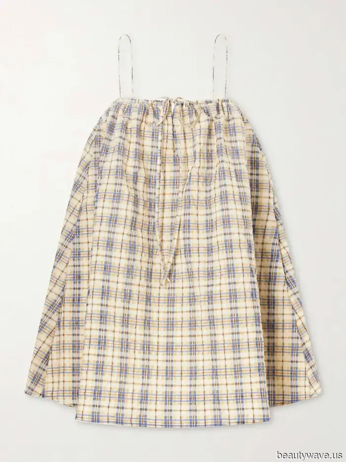 Seen in Paris and London: The Print Trend Replacing Polka Dots This Summer