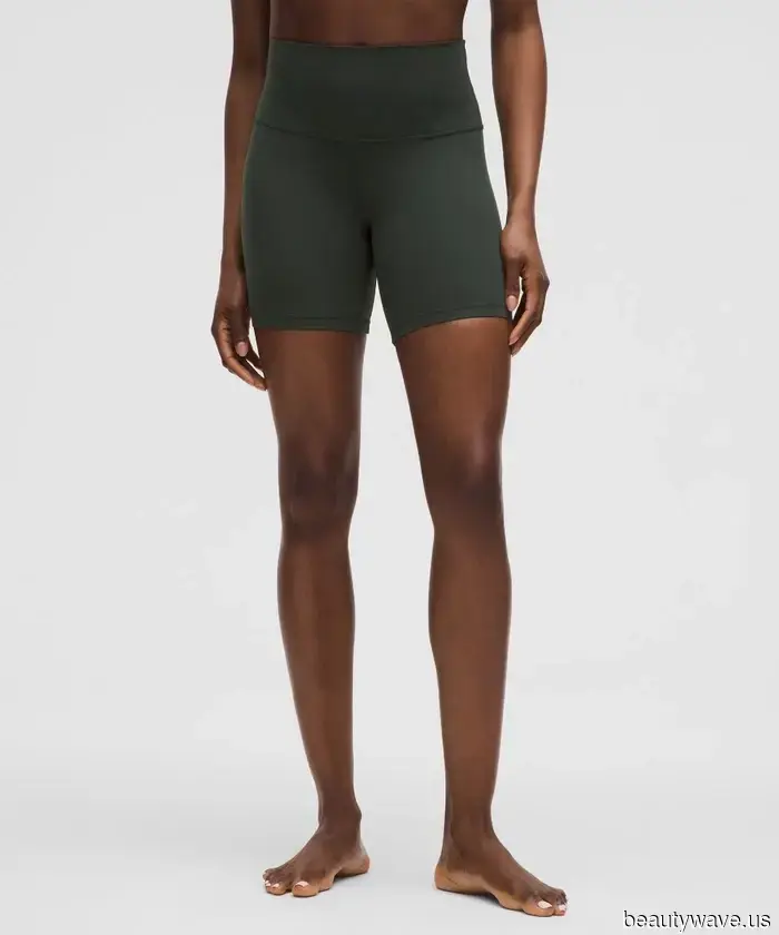 Absolutely, it is feasible to look fashionable while exercising—here are 5 activewear trends set to take over gyms in 2026.