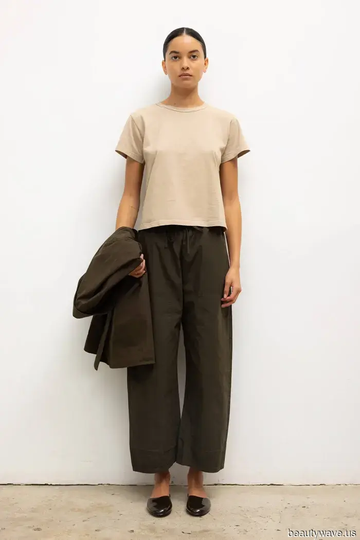 Encontré los pantalones de diseñador por $90 que lucen idénticos a la pareja de $280 que todas las chicas geniales tienen.