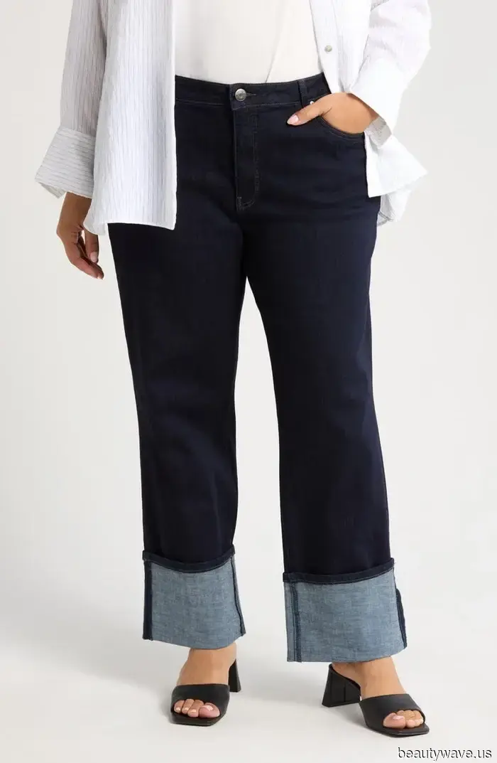 I Named the Cuffed-Jeans Trend—7 Shoes That Fashion Enthusiasts Are Pairing with the Stylish Denim Look