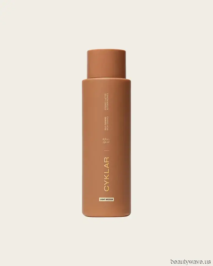 From Fiber Gummies to Blurring Blushes—Here are the top products that WWW Beauty Editors recommended after trying them in April.