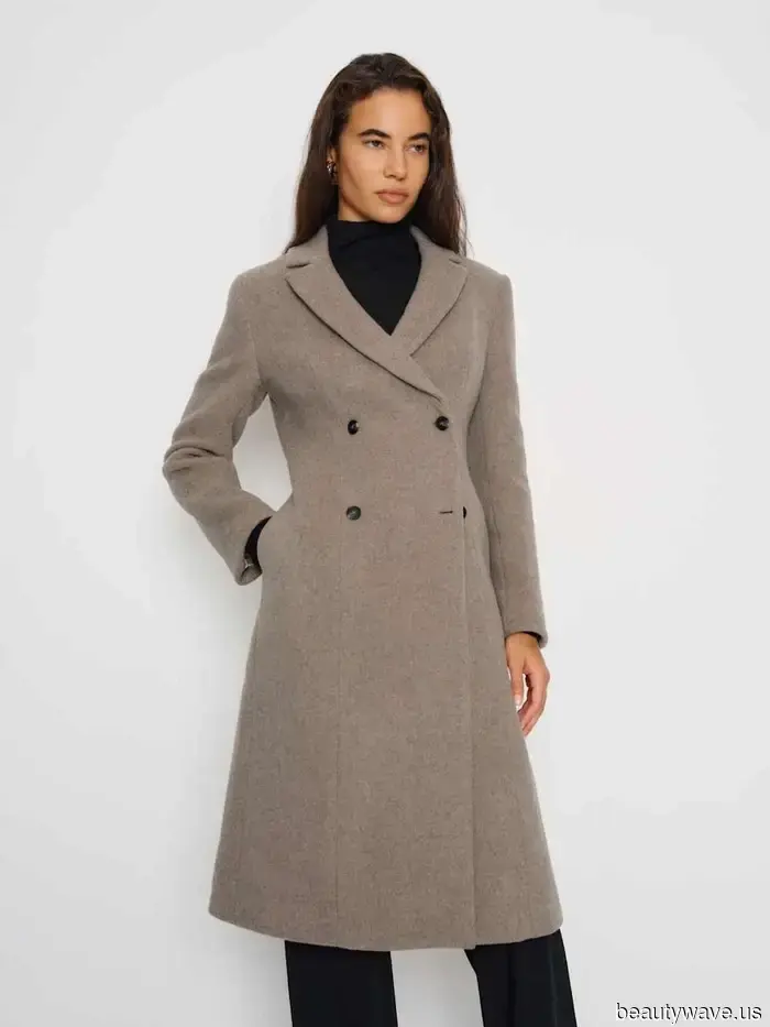 Compro solo Reformation in saldo&mdash;11 acquisti chic e senza tempo per il guardaroba a capsule che sono scontati del 30%