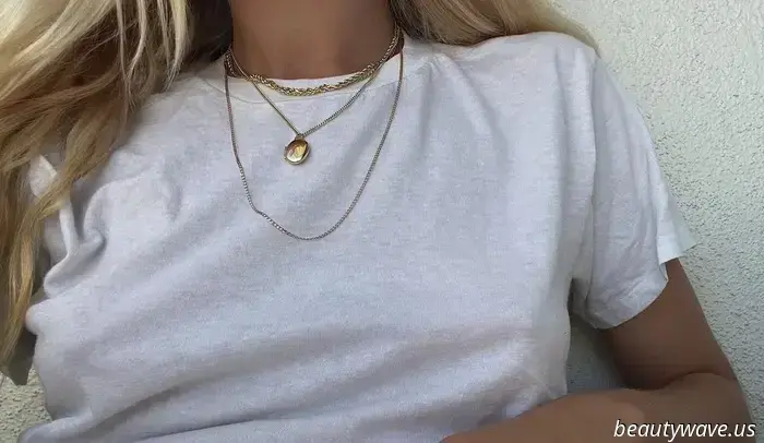 Gold Hoops, a White T-Shirt, and This New Body Mist: The Ultimate Formula for a Relaxed and Stylish Summer