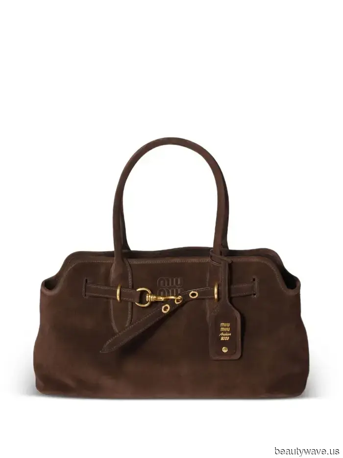 Skip the "Forget It" bags this fall—check out these 5 alternative bag trends that we believe are far more stylish.