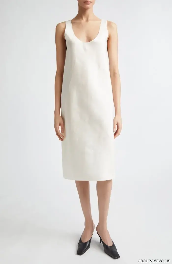 For those who have a penchant for luxury but are working with a limited budget, check out these 30 designer clearance finds from Nordstrom.