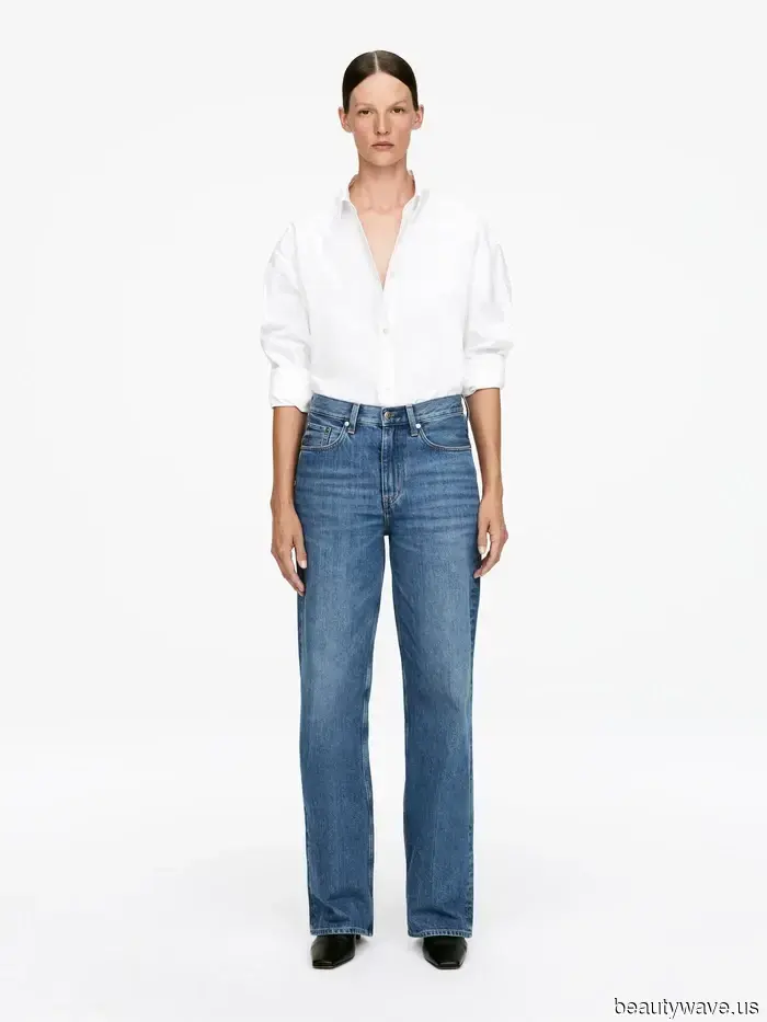 I Enjoy Leggings, But I Adore Jeans—5 Extremely Stylish Denim Looks I'm Wearing This Autumn.