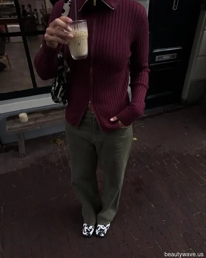 Out of nowhere, those with a keen sense of style are incorporating this shoe trend into their autumn outfits.