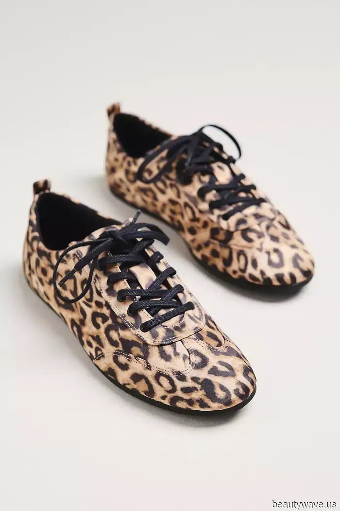 If a fashionable girl in NYC isn't sporting ballet flats or thong kitten heels, she's opting for this surprising sneaker instead…