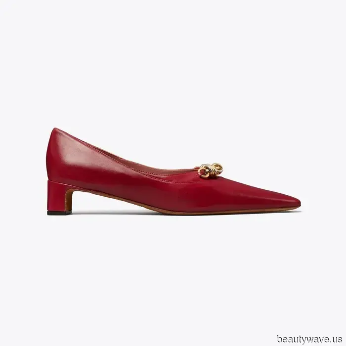 Combining these shoes with long, loose-fitting shorts makes them dramatically more flattering.