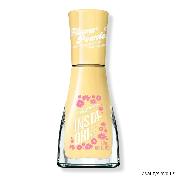 Butter French Pedicures Are Here to Stay—Here's How Fashion Enthusiasts Keep Them Looking Fresh in 2026