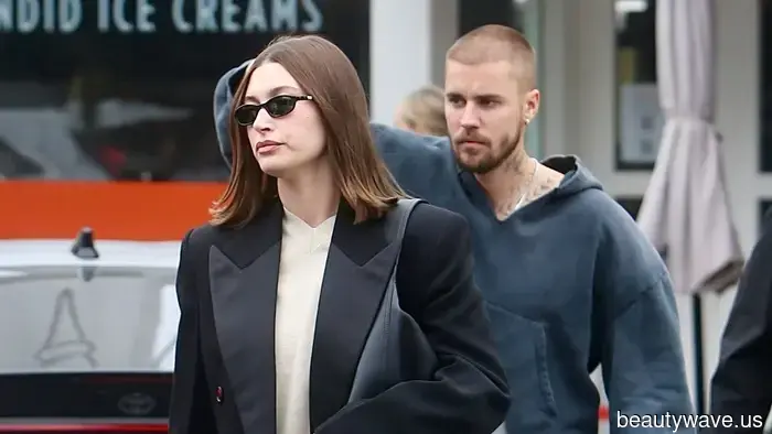 Public Service Announcement for All Who Purchased the Trending The Row and Ugg Slides This Year: Here's What to Pair Them With.