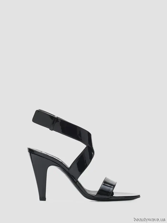 No Stilettos, No Wedges: The Latest Heeled Shoe Trend Fashion Experts Are Pairing with Jeans