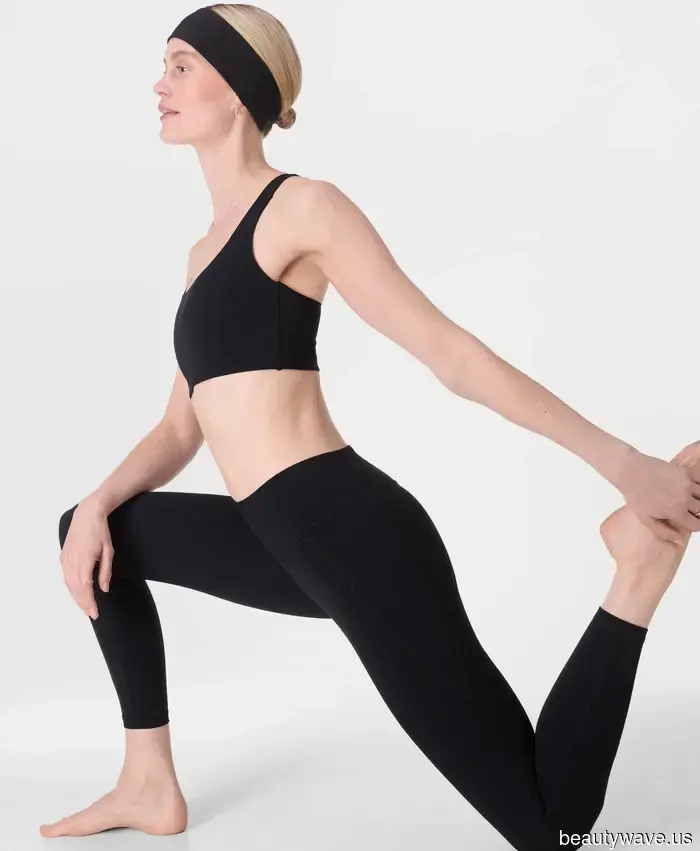 7 Leggings Trends to Embrace in 2026 to Prevent a "Dated" Look
