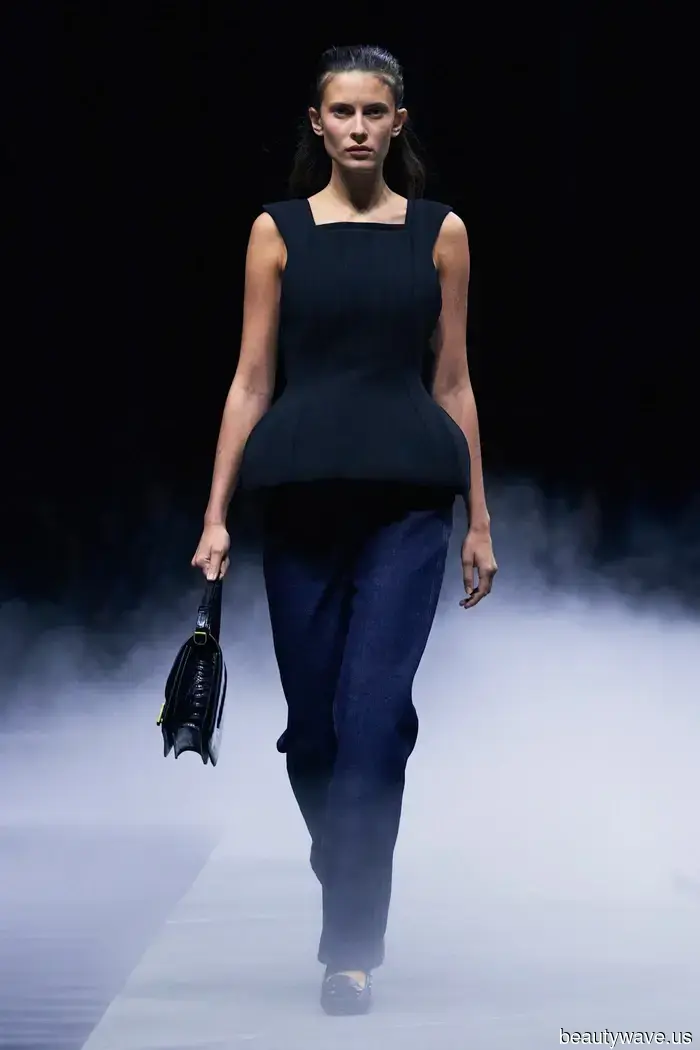 Khaite Demonstrates How to Achieve the Look of the Perfectly Sophisticated Cool Girl.