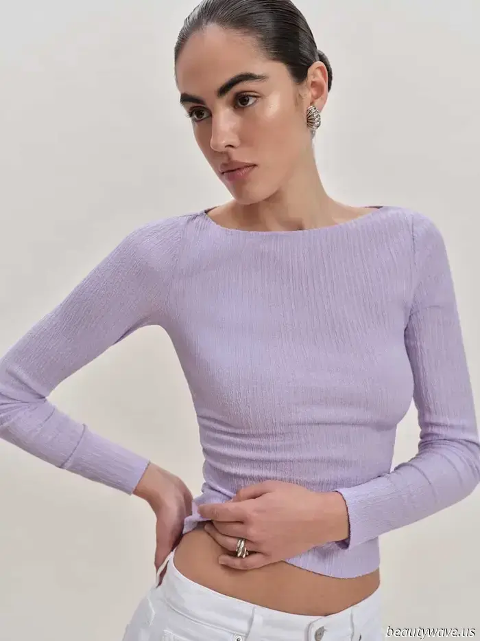 Featured in Paris: The Two Color Trends That Will Be Worn Together This Fall