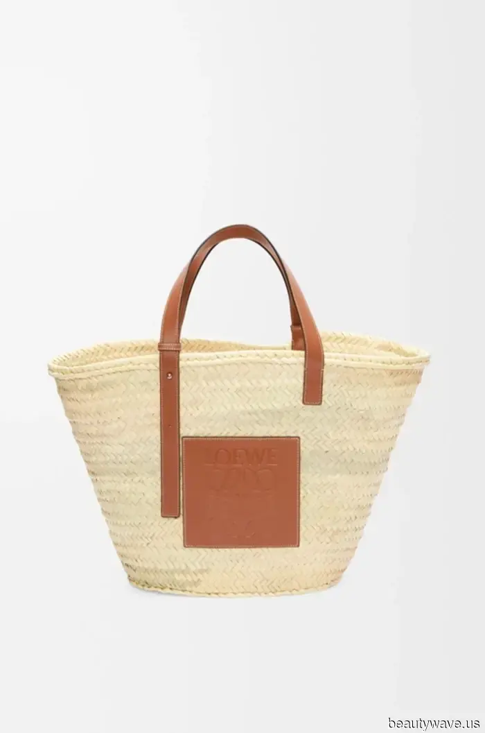 Neither Leather nor Suede—This Is the Sophisticated Bag Trend Stylish Women Revisit Each Summer