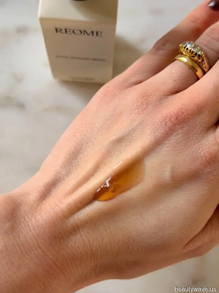 I’m an esthetician—here are the serums that truly give you wonderfully hydrated skin.