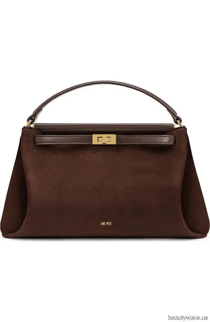 The Most Fashionable Person You Know Appreciates a Great Nordy Discover&mdash;39 Shoes, Handbags, and Accessories to Shop Right Now