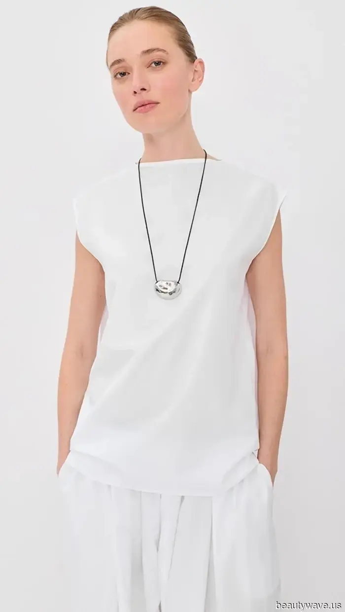 The 41 Top Minimalist Fashion Pieces for Every Budget