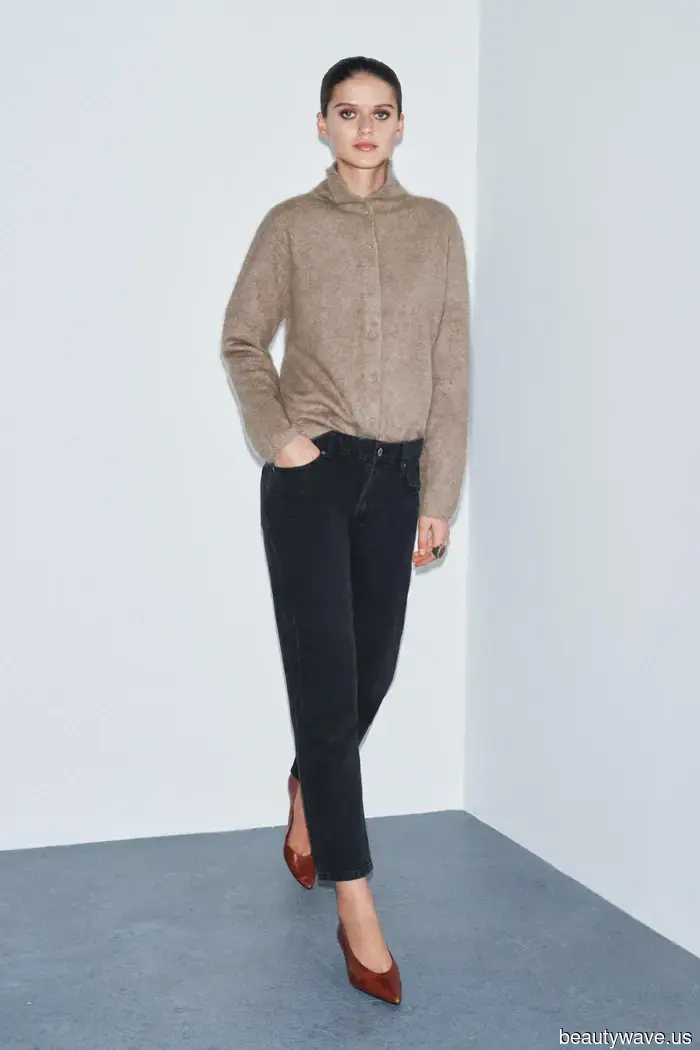 No Croc&mdash;Las personas de moda en sus 30 y 60 años están usando esta elegante tendencia de zapatos con jeans