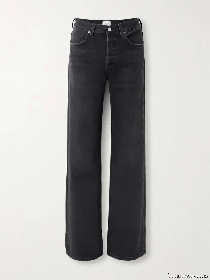 Es ist offiziell&mdash;das sind die 3 schicksten Jeans- und Schuhkombinationen, die Modeleute gerade tragen.