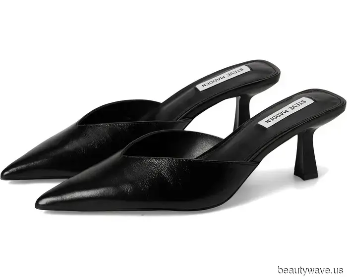 I Named the Cuffed-Jeans Trend—7 Shoes That Fashion Enthusiasts Are Pairing with the Stylish Denim Look