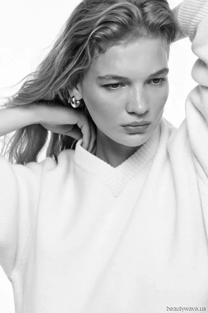 For a stylish and timeless capsule wardrobe in 2026, begin with these 7 essential pieces.