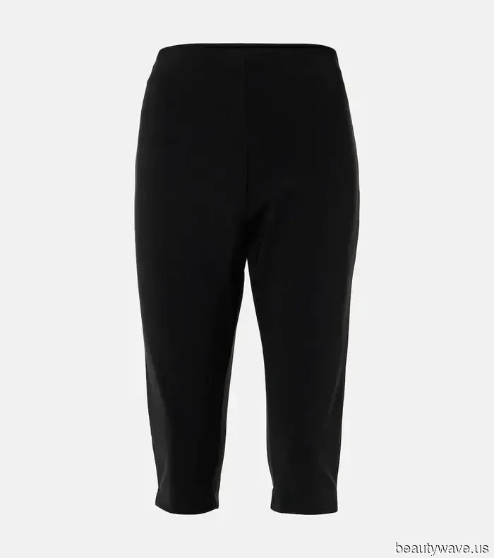 Meine kleine Freundin dachte, sie könnte keine Caprihosen tragen, also machte ich es mir zur Aufgabe, ihr das perfekte Paar zu finden.