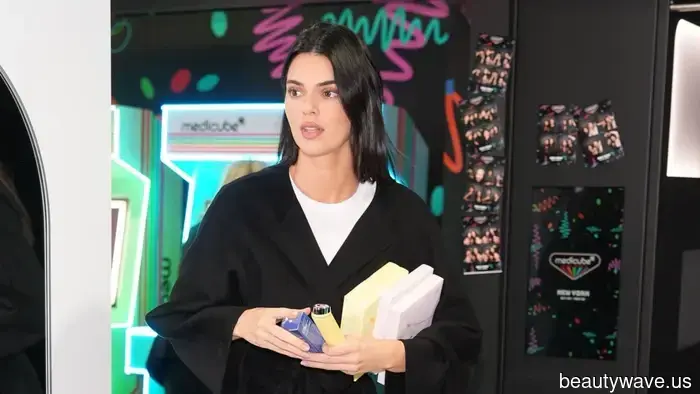 Hurry! Kendall Jenner’s favorite K-Beauty device is currently 29% off on Amazon.