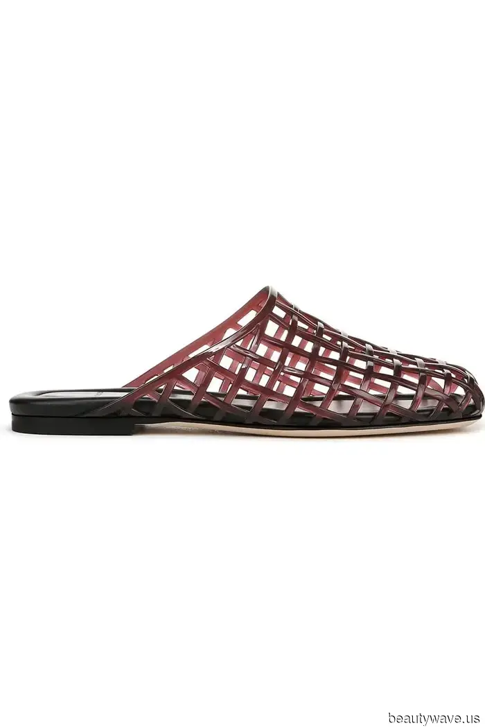 Alright, I’ll share—Trendy fashion enthusiasts would definitely be interested in these particular flat-shoe offers at Nordstrom.