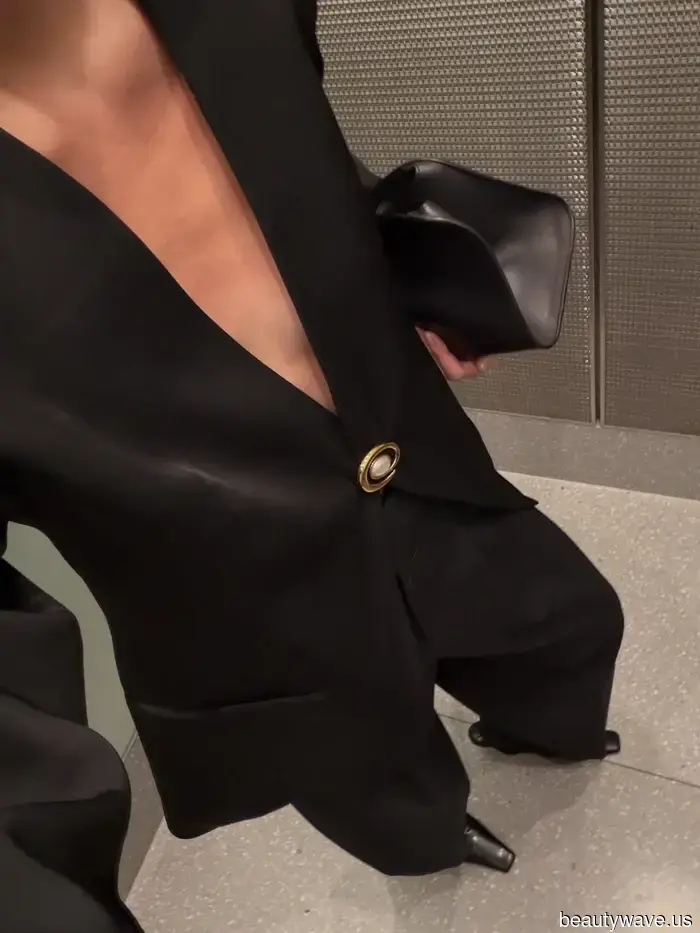 My friends can't stop raving about this perfume—I'm finally prepared to reveal the details.