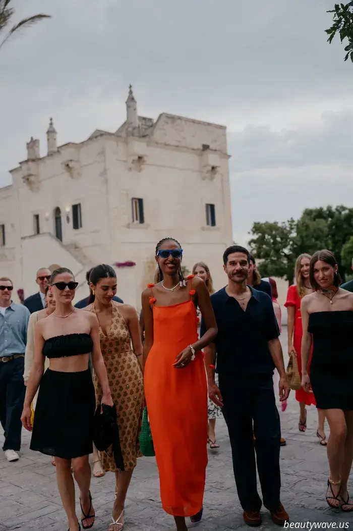 L'ultima collaborazione di J. Crew è fresca, sognante e perfetta per l'estate