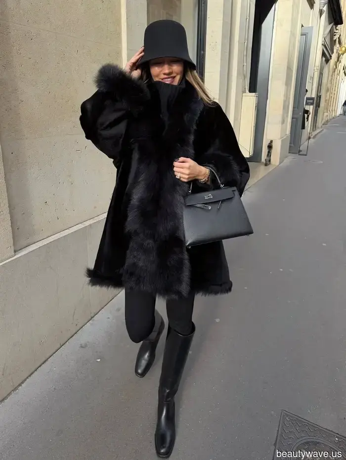 If you aim to look wealthy and stylish in leggings next year, wear them in this specific way.