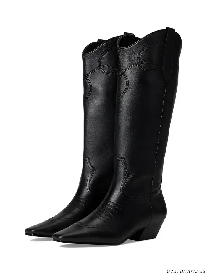 Gli acquirenti esperti abbinano gli stivali da cowboy a questa specifica tendenza jeans per renderli meno appariscenti