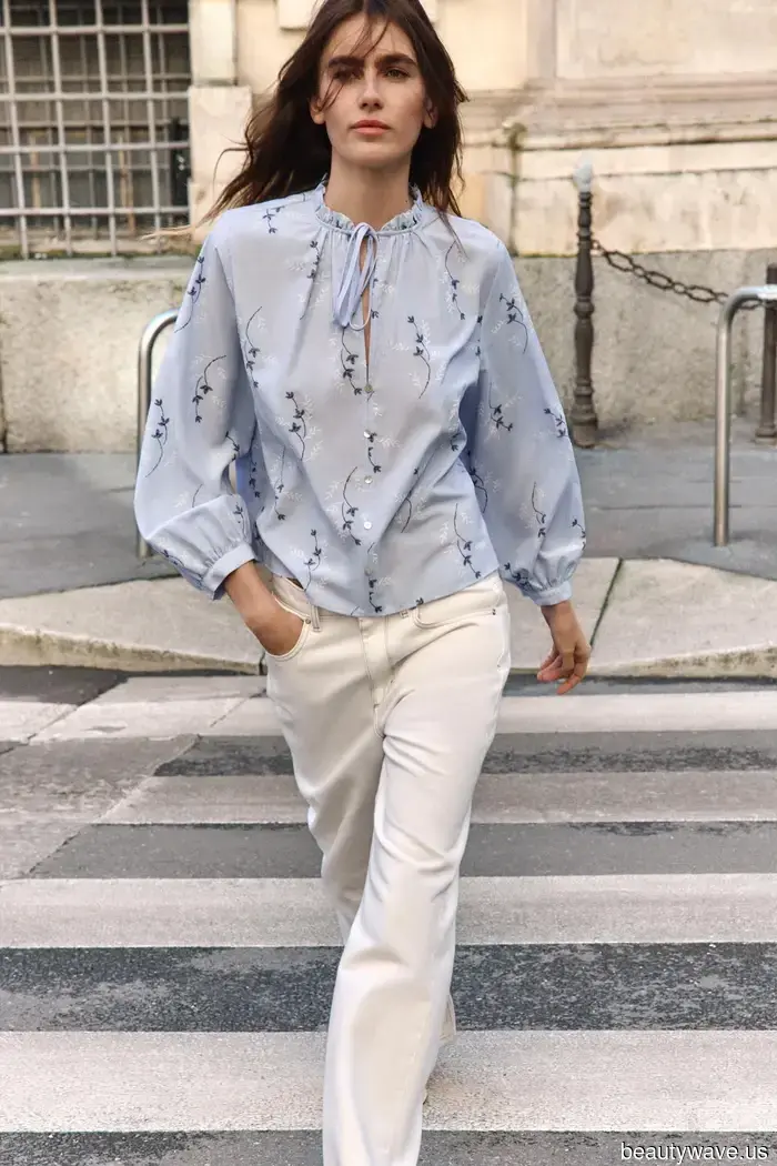 Zara has just confirmed it: These 5 blouse trends elevate the elegance of jeans, skirts, and linen trousers.