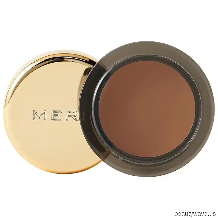 From Oxblood Lips to IDGAF Eye Makeup: Fashion Month Was a Paradise for Beauty Enthusiasts